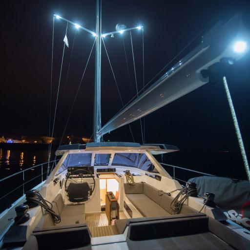 mantagua floodlights